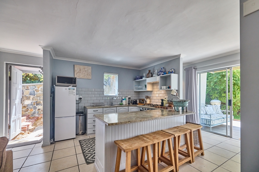 6 Bedroom Property for Sale in Chapman